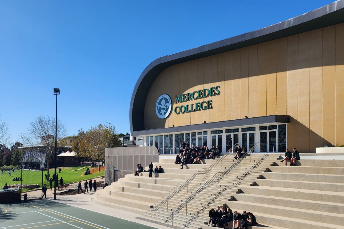 Mercedes College
