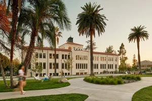 EF ACADEMY