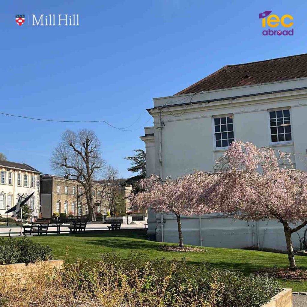 เรียนต่อโรงเรียนมัธยม Mill Hill School โรงเรียนประจำขนาดใหญ่ ใกล้ลอนดอน บรรยากาศดีเหมาะกับนักเรียนต่างชาติ (IEC พาทัวร์กับพี่ปาน)