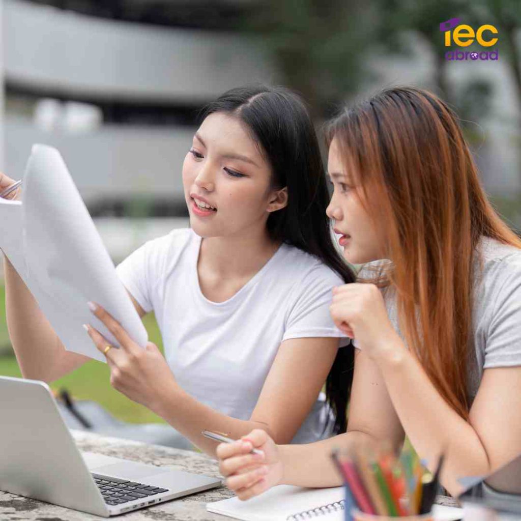 เตรียมตัวไปเรียนต่อมัธยมที่ต่างประเทศ เริ่มต้นตั้งแต่อายุเท่าไรดี? เตรียมตัวอย่างไร?