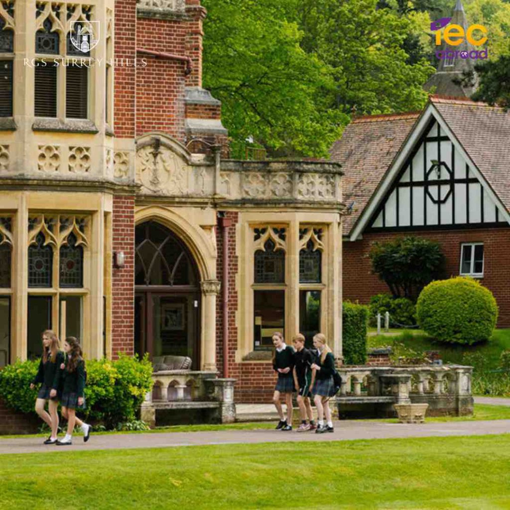 เรียนต่ออังกฤษ กับ โรงเรียน RGS Surrey Hills พร้อมโอกาสพิเศษด้านฟุตบอลผ่าน Chelsea FC Pathway