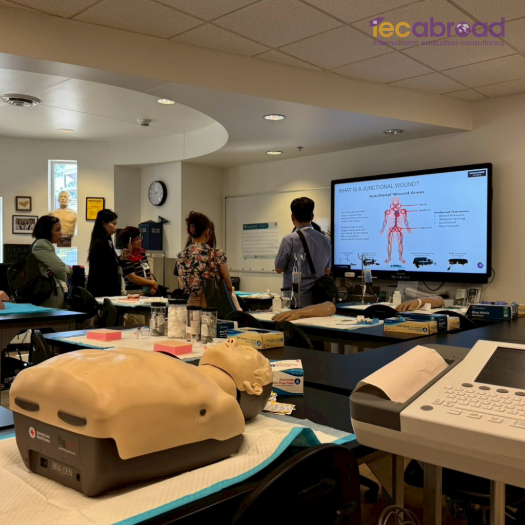 เรียนมัธยม medicine prep ที่อเมริกา the village school