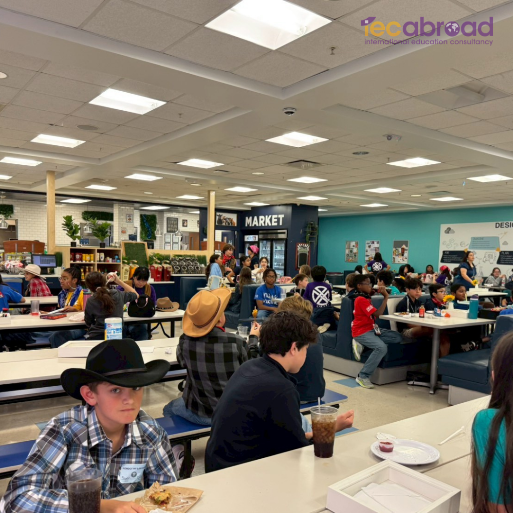เรียนมัธยมที่ Texas The Village School